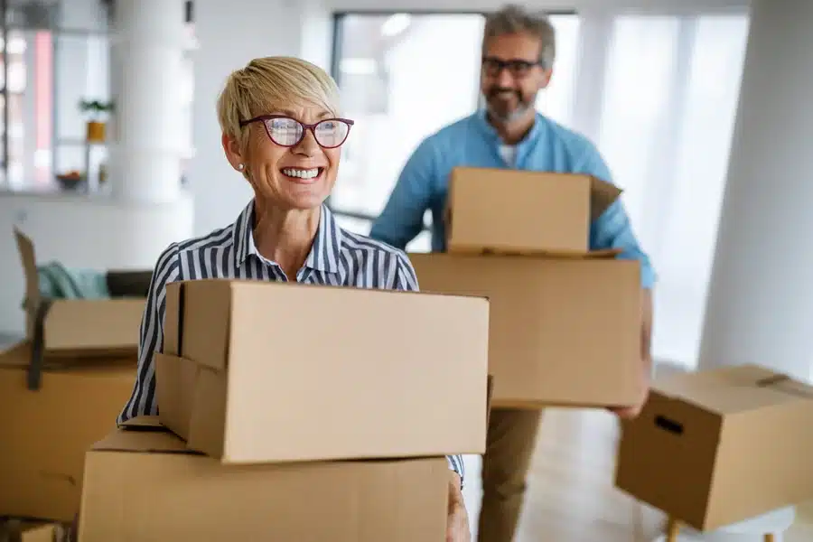 Benefits of Hiring a Certified Senior Move Manager